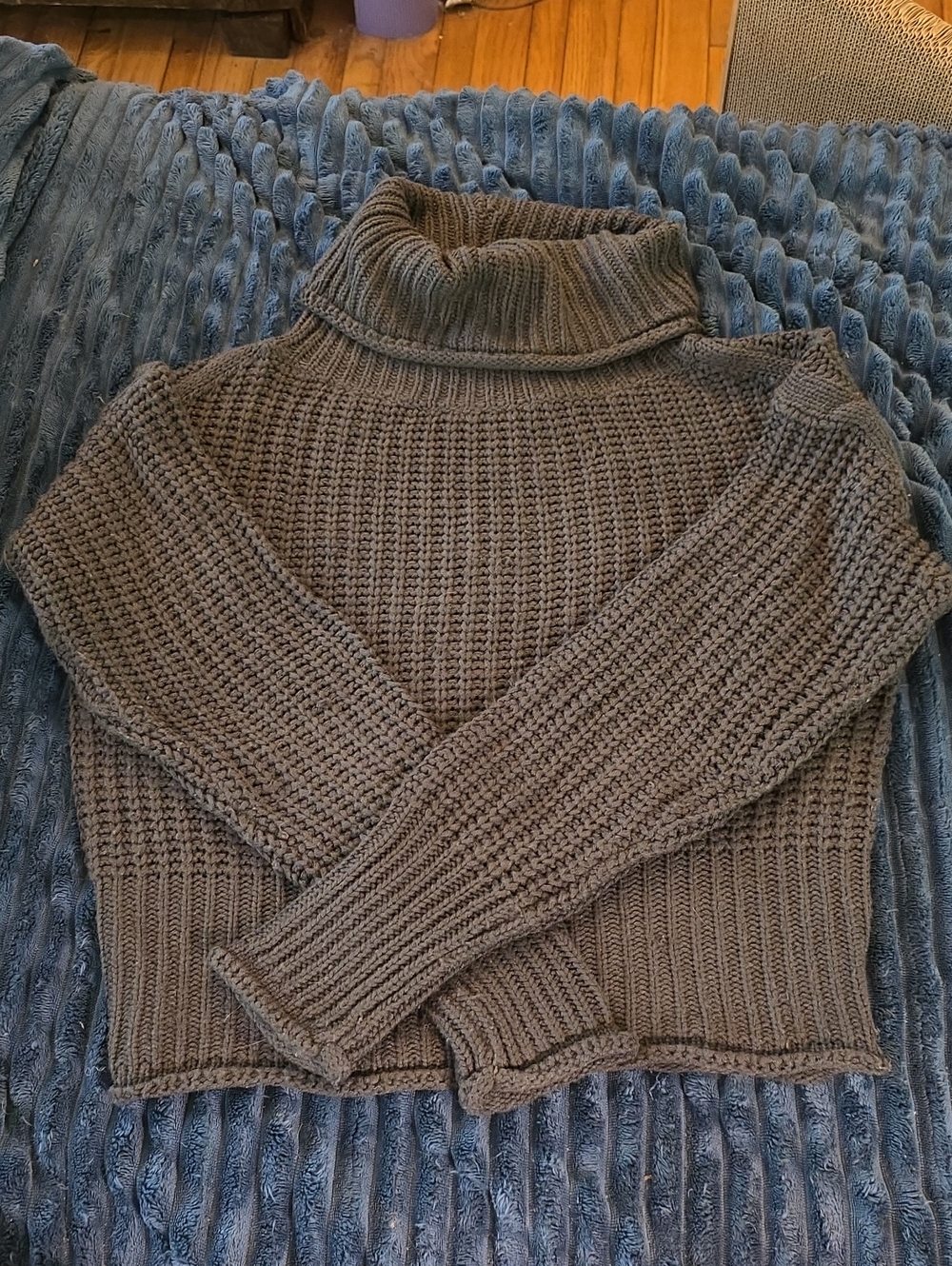 Poof! Women's Chunky Cowl Neck Sweater in Gray